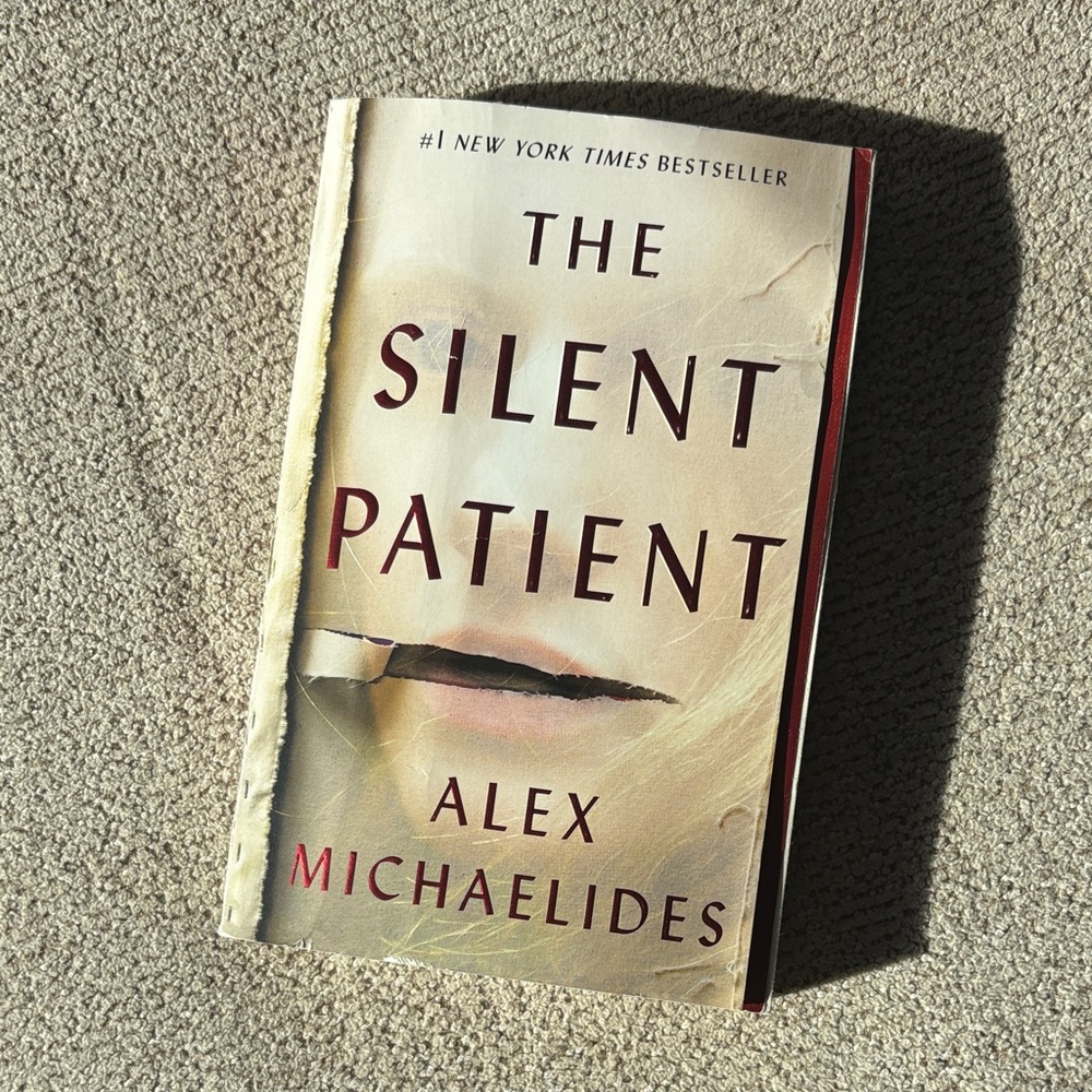 The Silent Patient by Alex Michaelides